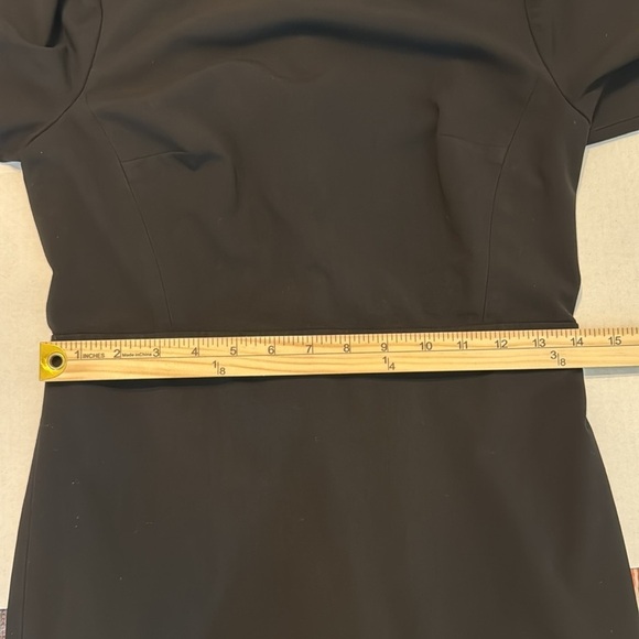 Ann Taylor Black The Boatneck Sheath Dress in Seasonless Stretch Size 0 - Picture 6 of 12